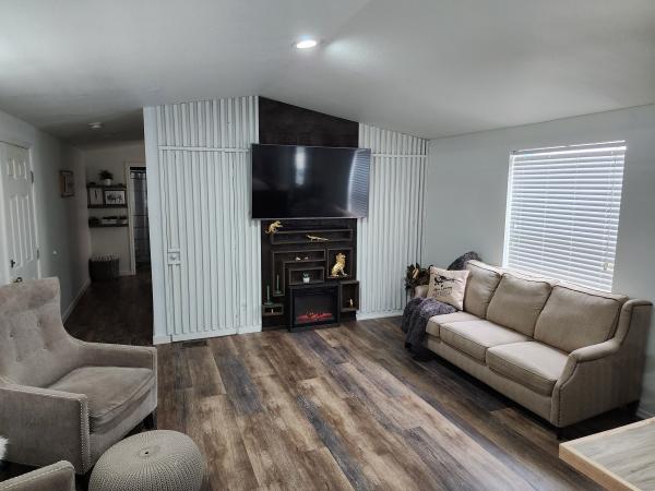 2014 CAVC CAV110AZ1312983A Mobile Home