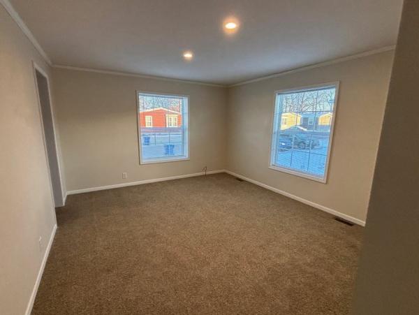 2019 Champion RA2860223 Mobile Home