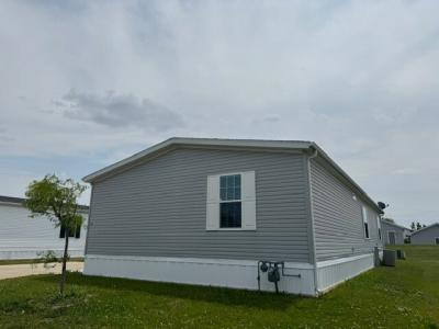 Mobile Home at 710 Long Oak Rd. Manteno, IL 60950