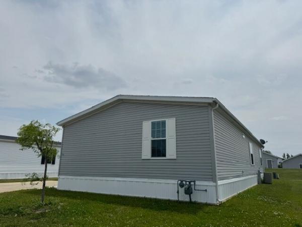 2016 REDMAN Mobile Home For Sale