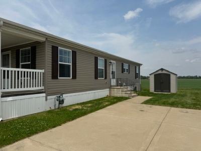 Photo 2 of 4 of home located at 637 Long Oak Rd. Manteno, IL 60950