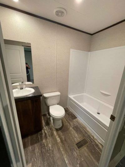 Photo 2 of 5 of home located at 1106 Lakeview Ave Alexandria, KY 41001