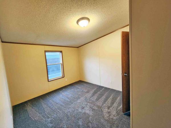 1999 Fleetwood  Unknown  Home