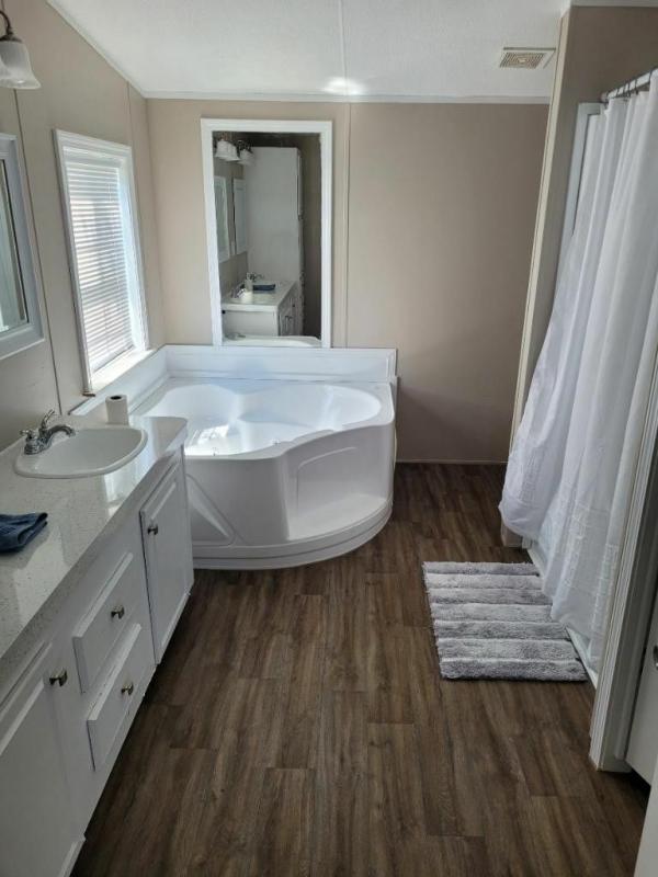 2000 Fleetwood Hickory Hill Mobile Home