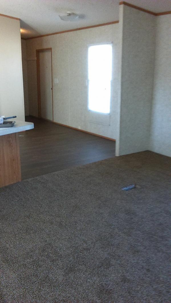 2005 American Homestar Corp Oak Creek Mobile Home