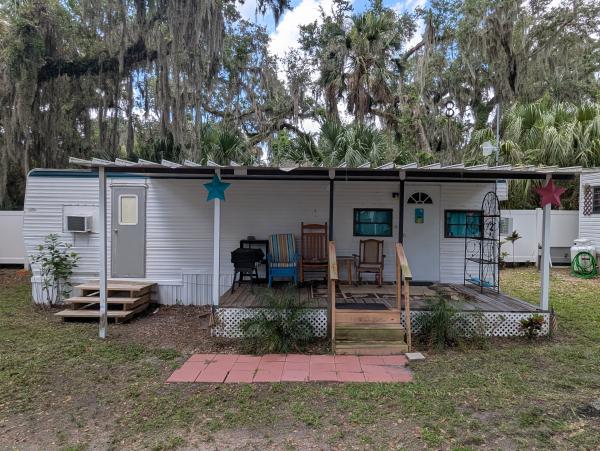 Photo 1 of 2 of home located at 10511 Monroe Ct. #72 Lake Wales, FL 33898