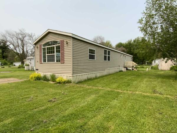 2001 Marshfield Mobile Home For Sale