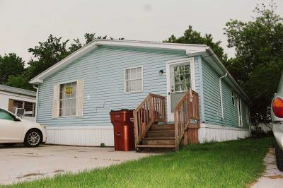 Mobile Home at 401 Linda St. Cedar Springs, MI 49319