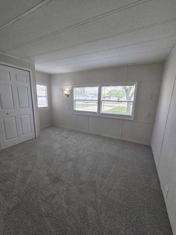 1975 Colonnade Manufactured Home