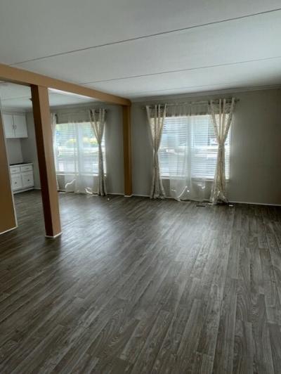 Photo 2 of 16 of home located at 22033 Letour Ln. #58 Romulus, MI 48174
