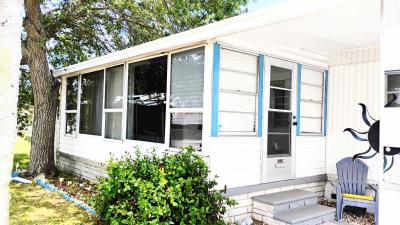 Photo 3 of 17 of home located at 93119 4th St. Pinellas Park, FL 33782