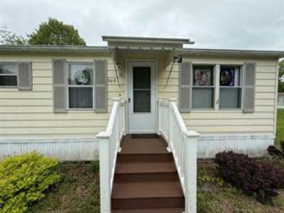 Mobile Home at 305 Brittany Terrace Rock Tavern, NY 12575