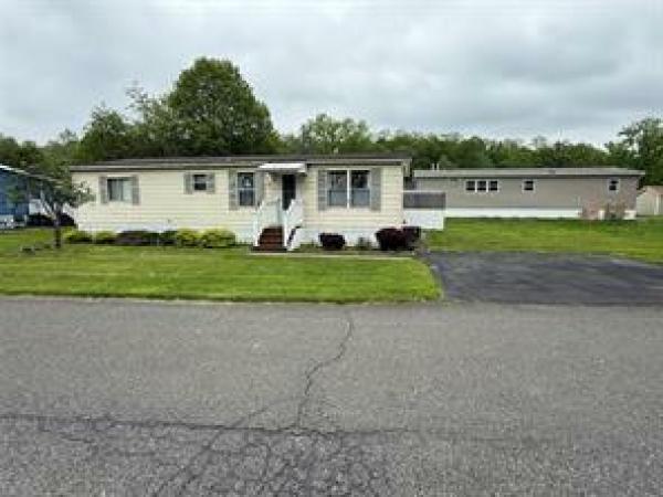 1976 Mobile Home