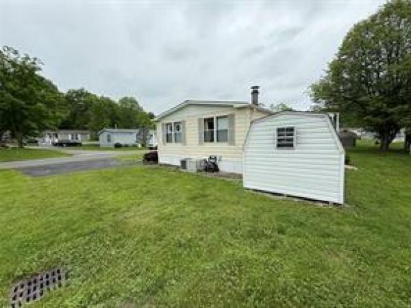 1976 Mobile Home