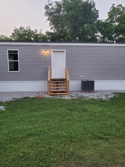 Mobile Home at 64618 East 254 Loop Grove, OK 74344