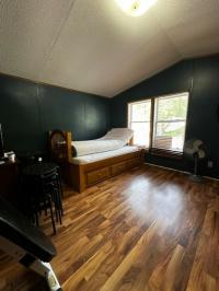 1995 Schult Manufactured Home