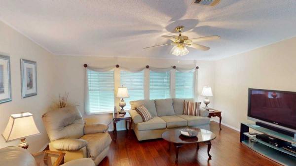 1998 Manufactured Home
