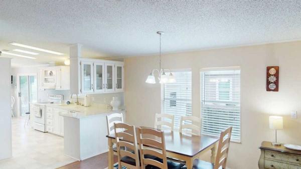 1998 Manufactured Home