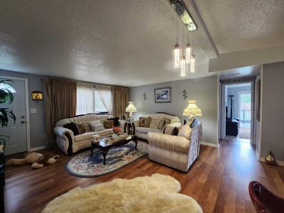 Photo 3 of 23 of home located at 1335 Four Seasons Blvd Tampa, FL 33613