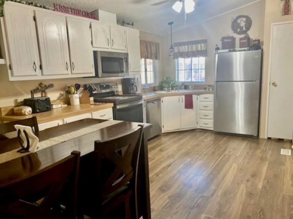 1996 Fleetwood Mobile Home