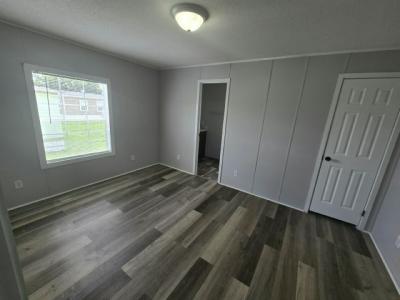 Photo 3 of 4 of home located at 1234 Reynolds Road, #109 Lakeland, FL 33801