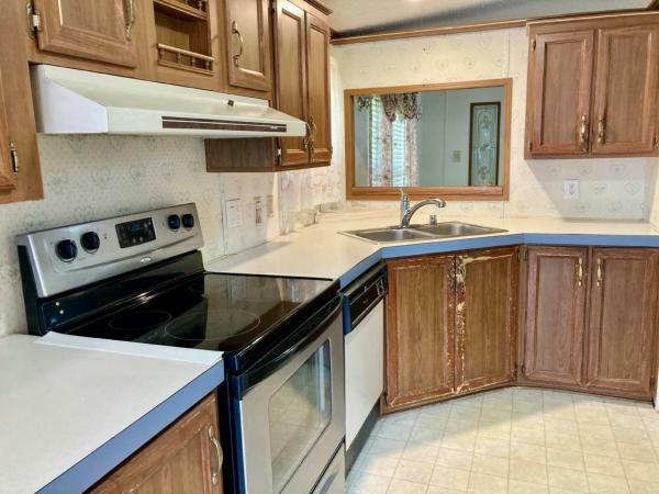 1990 FTWD Manufactured Home