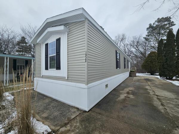 2022 Champion Dutch Edge II Mobile Home