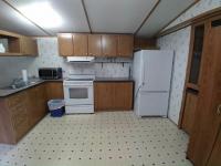 1996 Oakwood MH Mobile Home