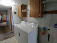 1996 Oakwood MH Mobile Home