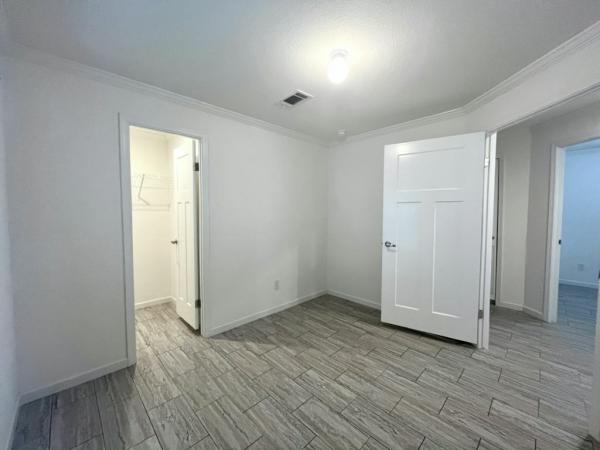 2023 Champion - Lake City Coral Springs II Mobile Home