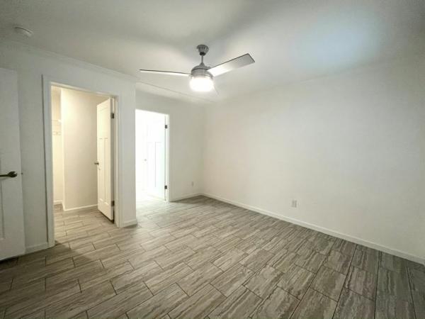 2023 Champion - Lake City Coral Springs II Mobile Home