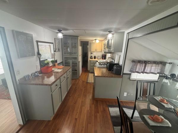 1990 Mobile Home