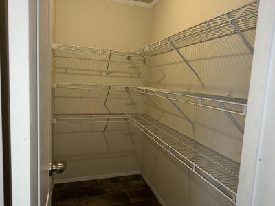 Photo 5 of 10 of home located at 1712 Sherwood Monroe, MI 48161