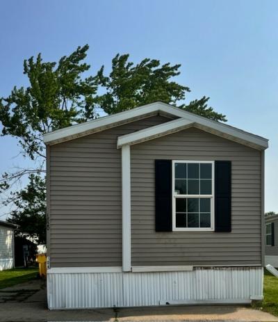 Mobile Home at 1820 Deerfield Monroe, MI 48161