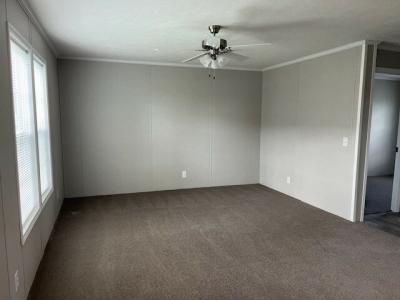 Photo 5 of 7 of home located at 1265 Herrington Monroe, MI 48161