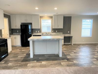 Photo 2 of 12 of home located at 4719 Minster Ct Sterling Heights, MI 48310