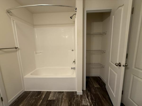 2020 Clayton - Middlebury Mobile Home