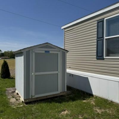 Photo 5 of 33 of home located at 9901 State Road 3 #0023 Muncie, IN 47303