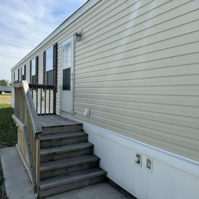 Photo 4 of 30 of home located at 9901 State Road 3 #0009 Muncie, IN 47303