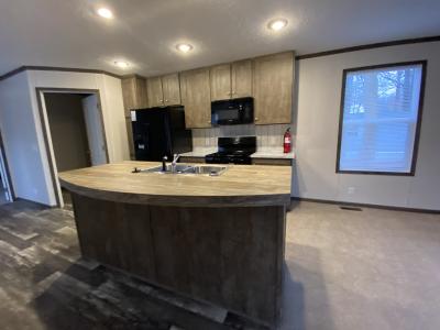 Photo 4 of 10 of home located at 14482 Mapletree Lane Grand Haven, MI 49417