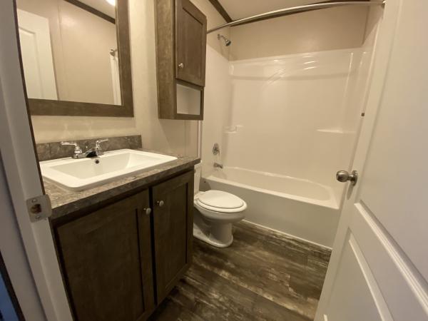 2019 Clayton 95PLH16763J Mobile Home