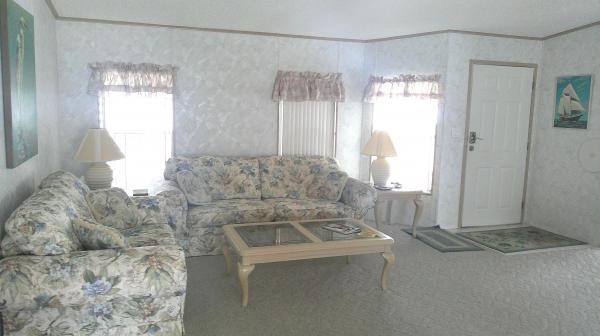 1993 Palm Harbor Palm Mobile Home