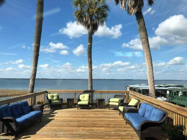 1993 Palm Harbor Palm Mobile Home