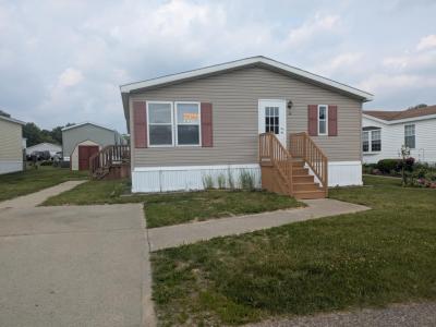 Photo 2 of 11 of home located at 461 Buchanan Dr Davison, MI 48423