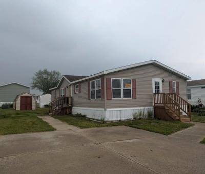 Photo 4 of 11 of home located at 461 Buchanan Dr Davison, MI 48423