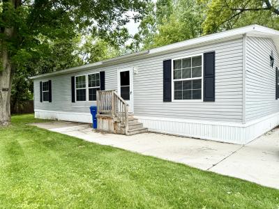Photo 1 of 7 of home located at 4261 Grange Hall Rd #11 Holly, MI 48442