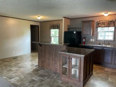 Photo 2 of 7 of home located at 4261 Grange Hall Rd #11 Holly, MI 48442