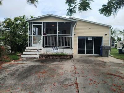 Photo 2 of 8 of home located at 1455 90th Ave Lot 40 Vero Beach, FL 32966