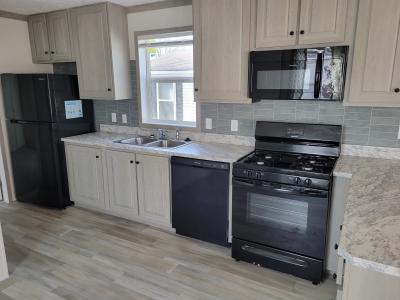 Mobile Home at 240 Cambridge Dimondale, MI 48821