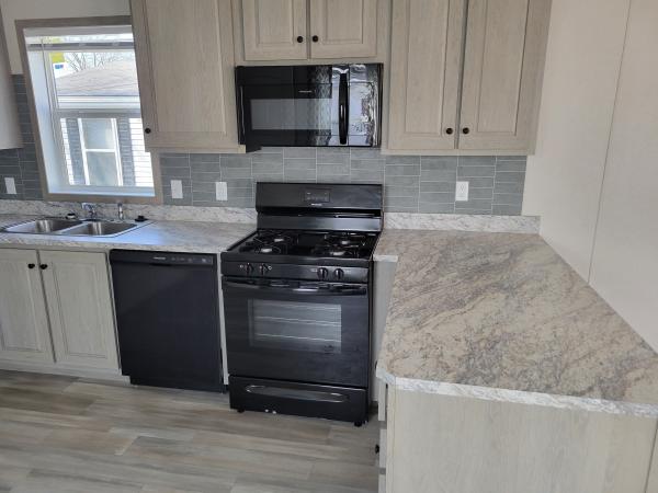 2023 Clayton 6016-E711 Pulse  Home